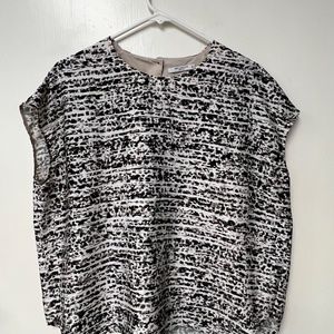 Silk blouse in black and white patter